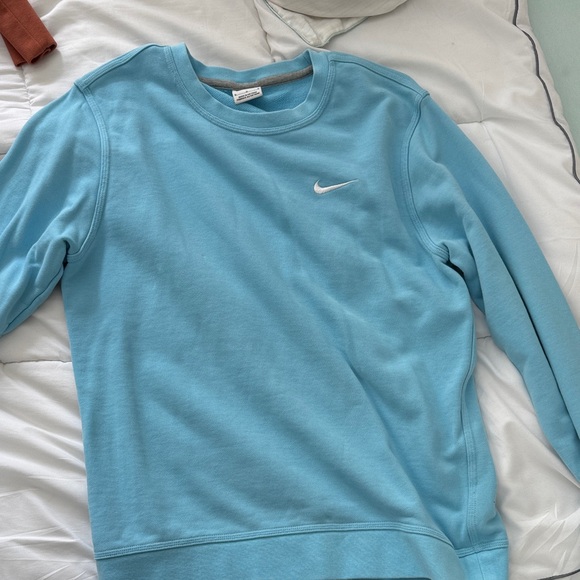 Nike Sky Blue Crewneck Sweatshirt - Picture 1 of 1